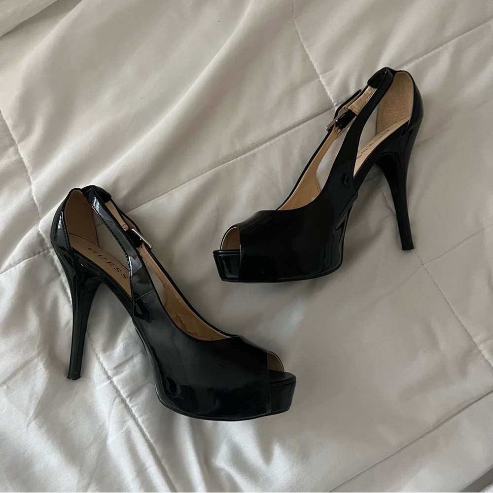 guess cacei peep toe stiletto heels